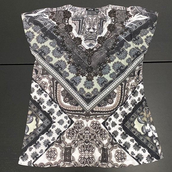 APT 9 Ladies Print Blouse with Lace Detail - XL - Picture 1 of 10